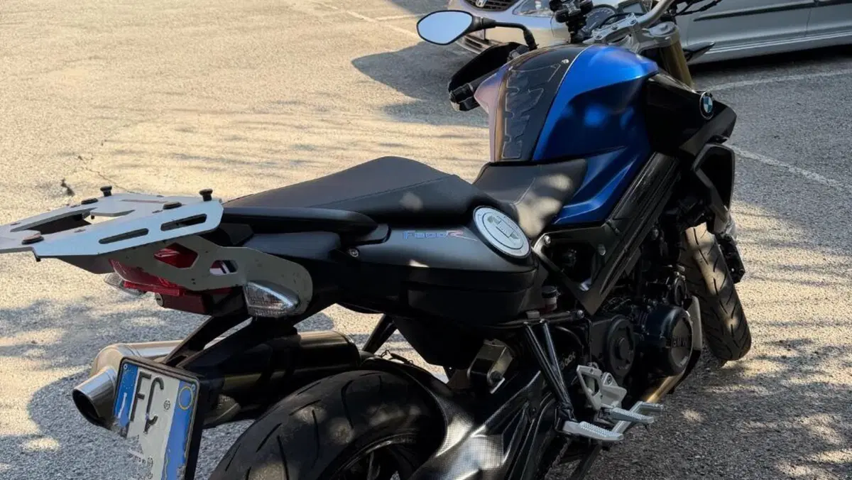 Bmw F 800 R (2015 - 16)  (4)