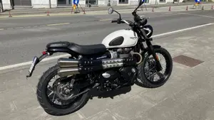 Triumph Street Scrambler 900 (2021 - 22)  (7)
