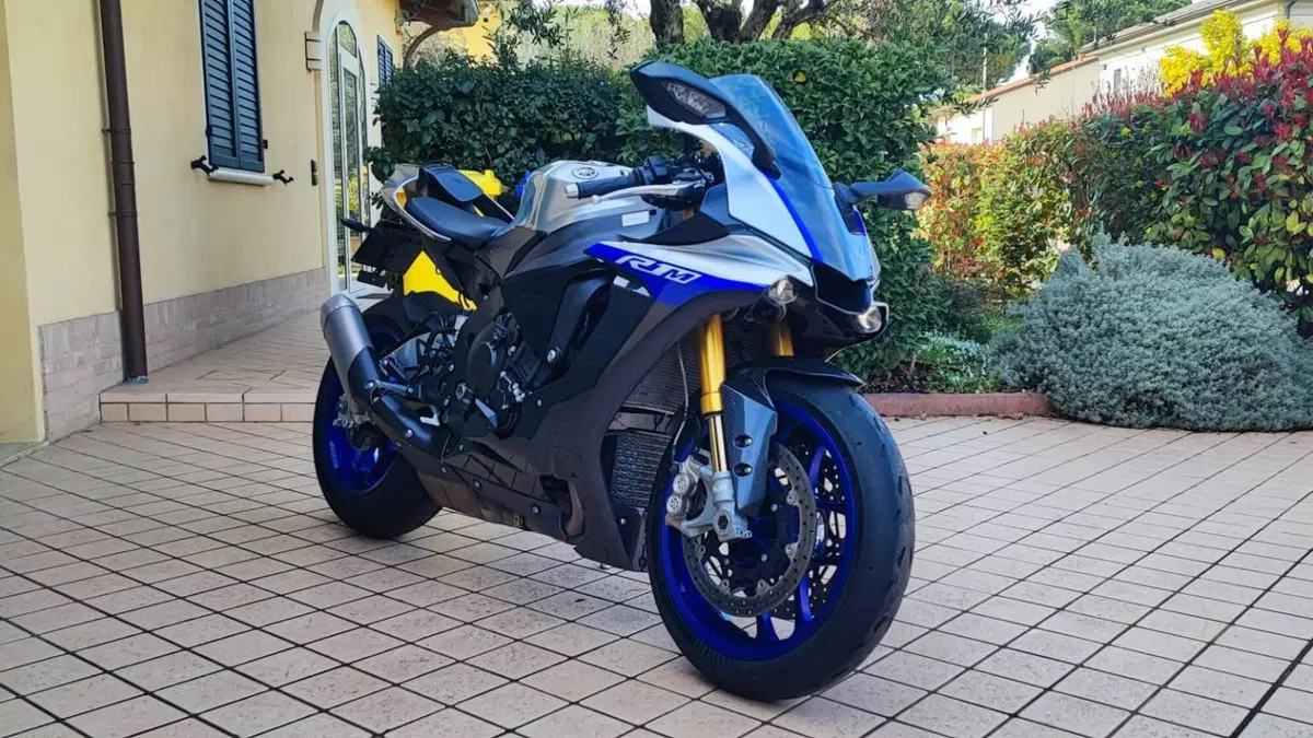 Yamaha YZF R1 M (2017 - 19)  (5)