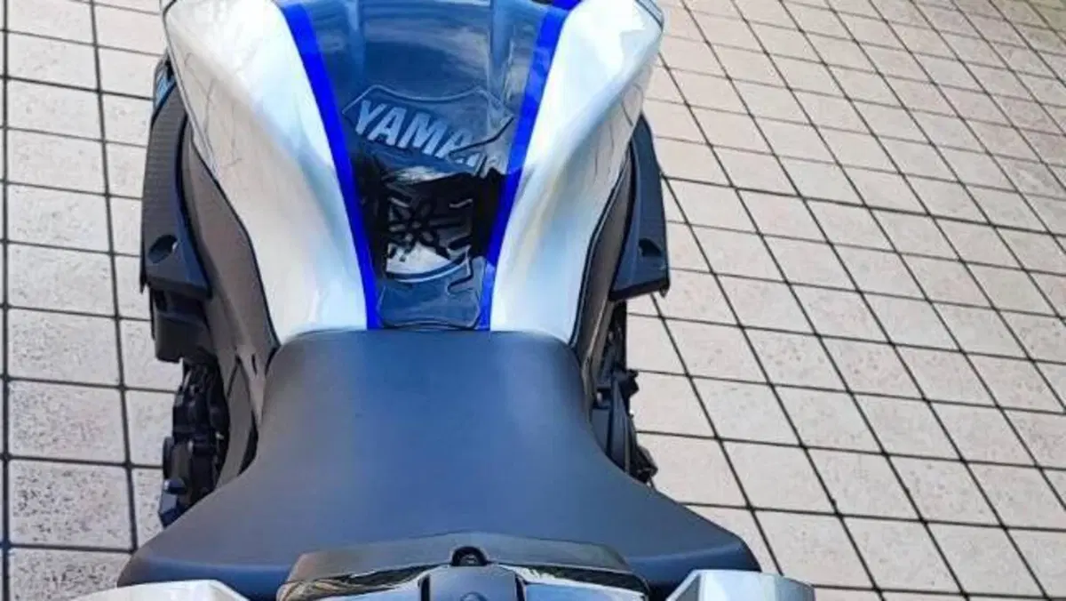 Yamaha YZF R1 M (2017 - 19)  (6)