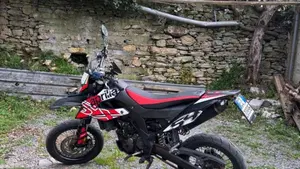 Aprilia SX 125 (2021 - 24)  (2)