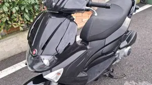 Gilera Runner 200 ST  (6)
