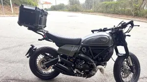 Ducati Scrambler 800 Night Shift (2021 - 22) 
