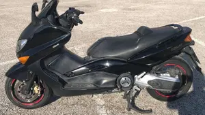 Yamaha T-Max 500 (2004 - 07)  (4)