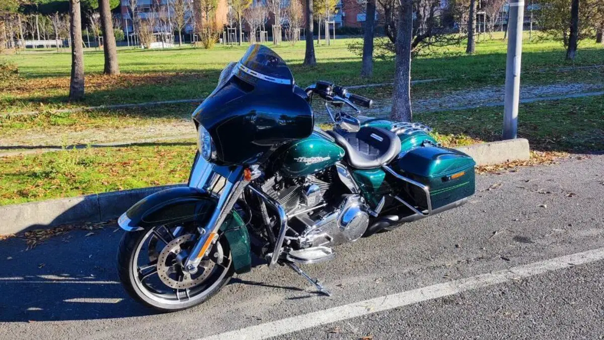 Harley-Davidson 1690 Street Glide Special (2014 - 16) - FLHX 