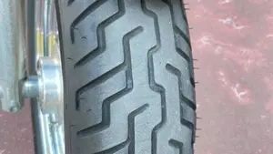 Harley-Davidson 1200 Custom (2007 - 13) - XL 1200C  (4)