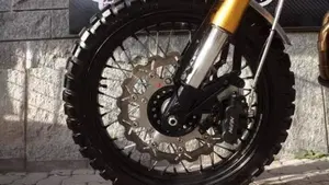 Triumph Scrambler (2006 - 17)  (5)