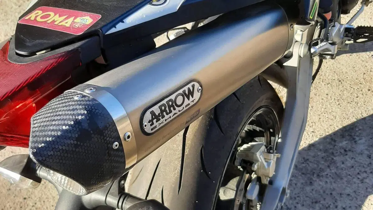 Aprilia Dorsoduro 750 ABS (2009 - 17)  (3)