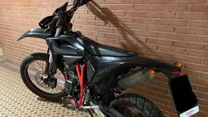 Betamotor RR 125 4T Enduro LC (2021 - 23)  (2)