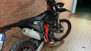 Betamotor RR 125 4T Enduro LC (2021 - 23)  (3)