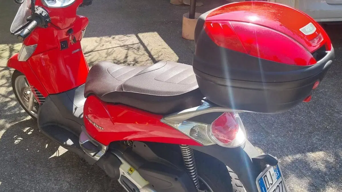 Aprilia Scarabeo 500 (2007 - 12)  (7)