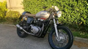 Triumph Thruxton 900 (2004 - 15) 