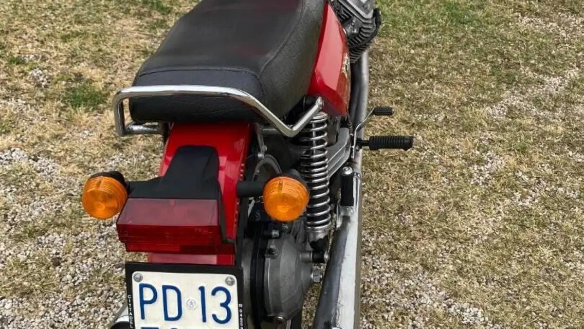 Moto Guzzi V 35 (1977 - 80)  (4)