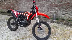 Betamotor RR 125 4T Enduro T (2023 - 24)  (6)