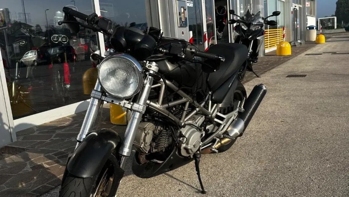 Ducati Monster 620 I.E. Dark (2002) 
