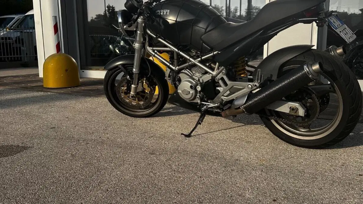 Ducati Monster 620 I.E. Dark (2002)  (3)