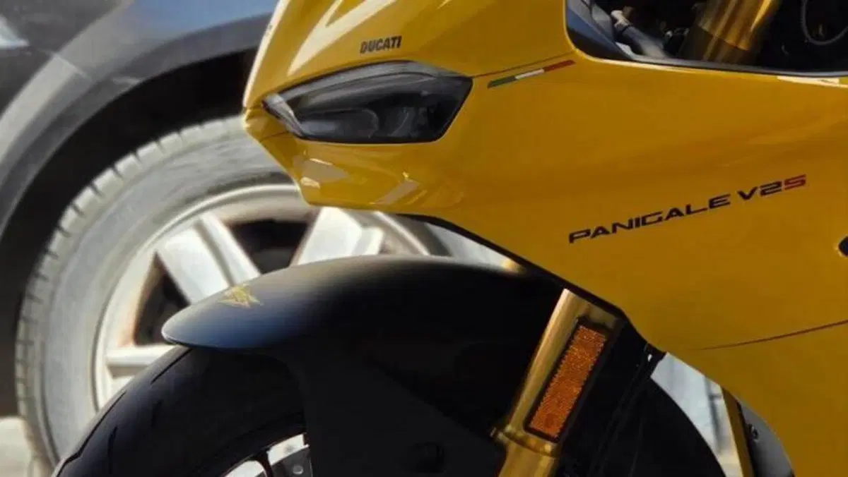 Ducati Panigale V2 S (2025 - 26)  (2)