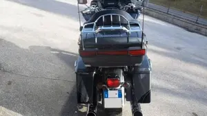 Harley-Davidson 1800 Road Glide Ultra (2011 - 12) - FLTRUSE  (5)