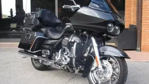 Harley-Davidson 1800 Road Glide Ultra (2011 - 12) - FLTRUSE 