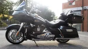 Harley-Davidson 1800 Road Glide Ultra (2011 - 12) - FLTRUSE  (3)