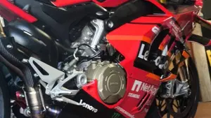 Ducati Panigale V4 Bagnaia 2022 World Champion Replica (2023)  (2)