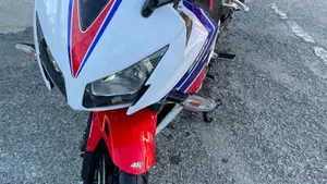 Honda CBR 300 R ABS (2014 - 17)  (2)