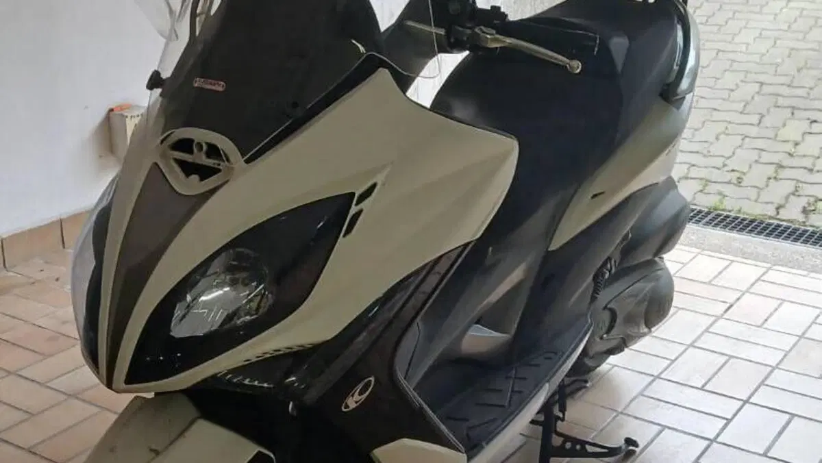 Kymco Xciting 400i (2012 - 17) 