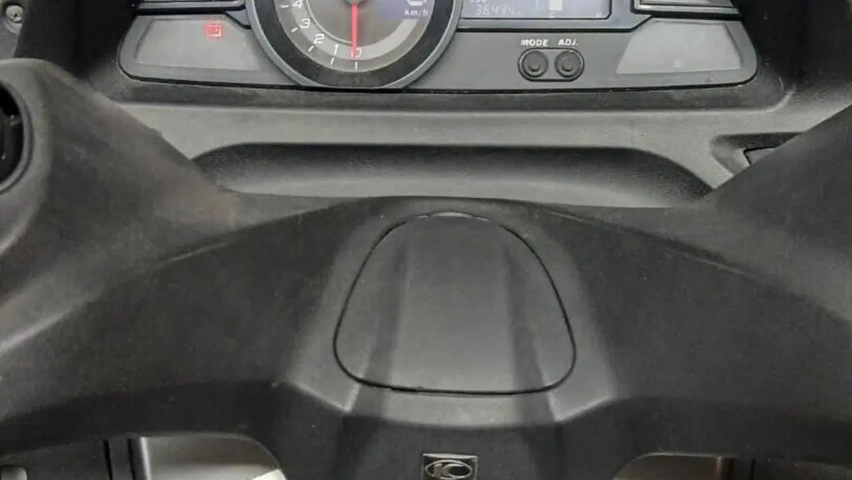Kymco Xciting 400i (2012 - 17)  (6)