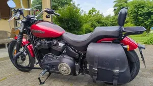 Harley-Davidson 107 Street Bob (2018 - 20) - FXBB  (2)