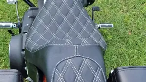 Harley-Davidson 107 Street Bob (2018 - 20) - FXBB  (6)