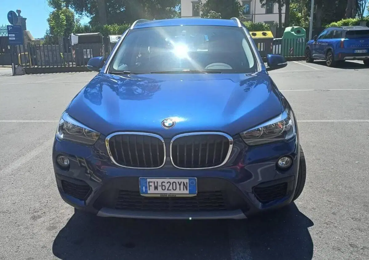 BMW X1 sDrive16d Advantage (2)