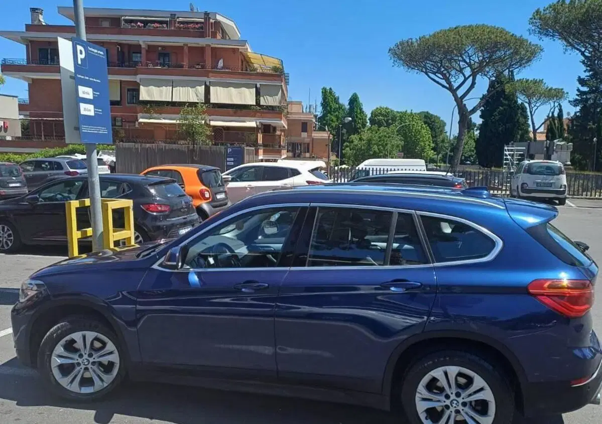 BMW X1 sDrive16d Advantage (3)