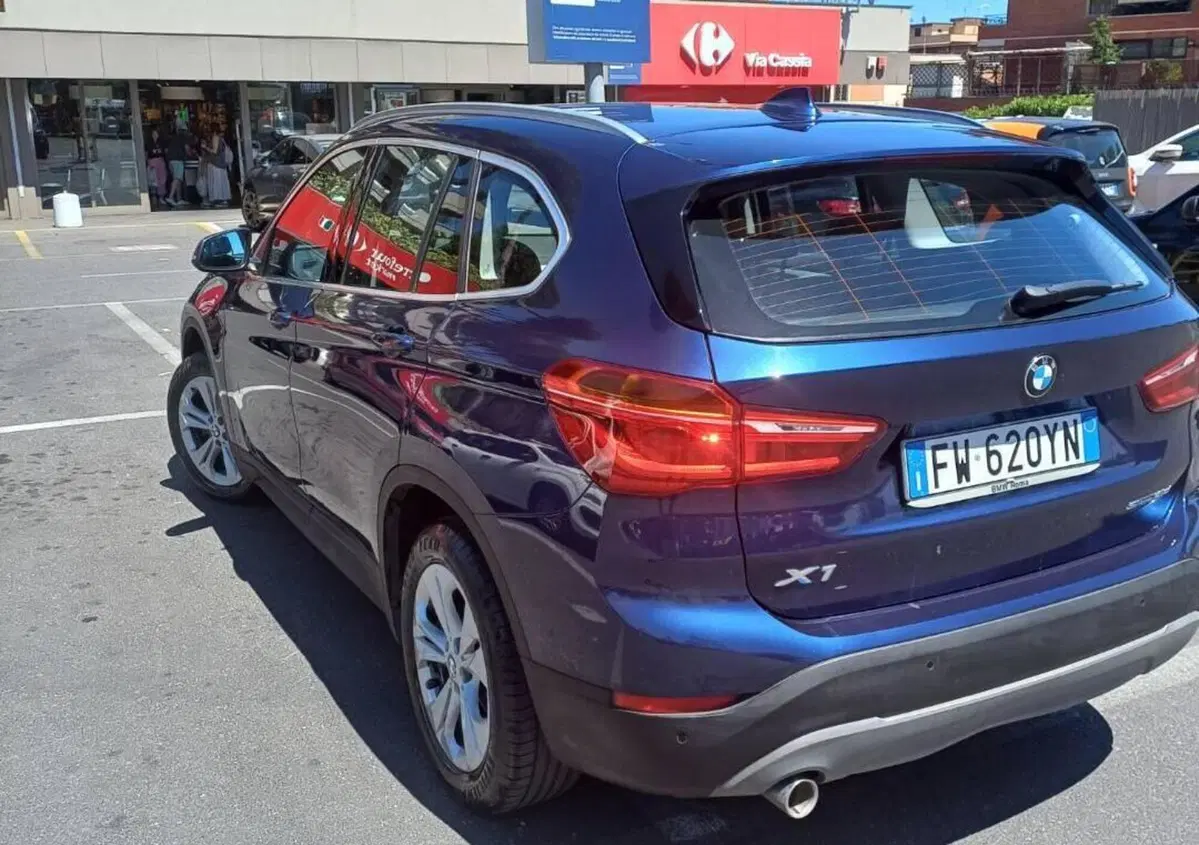 BMW X1 sDrive16d Advantage (6)