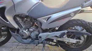 Honda Transalp XL 650V (2005 - 06)  (7)