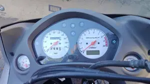 Honda Transalp XL 650V (2005 - 06)  (4)