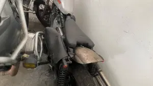 Harley-Davidson 883 Hugger (1994 - 00) - XLH  (3)