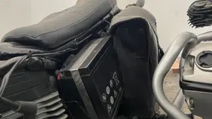Harley-Davidson 883 Hugger (1994 - 00) - XLH  (5)