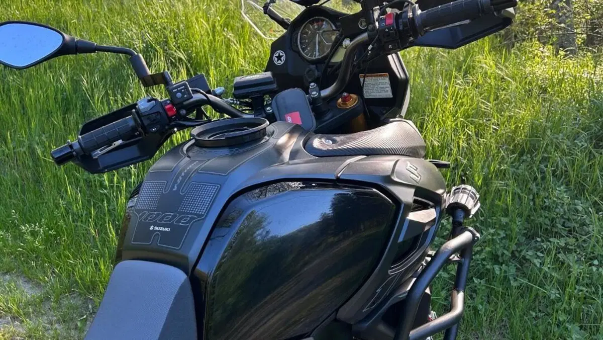 Suzuki V-Strom 1000 ABS (2014 - 17)  (2)