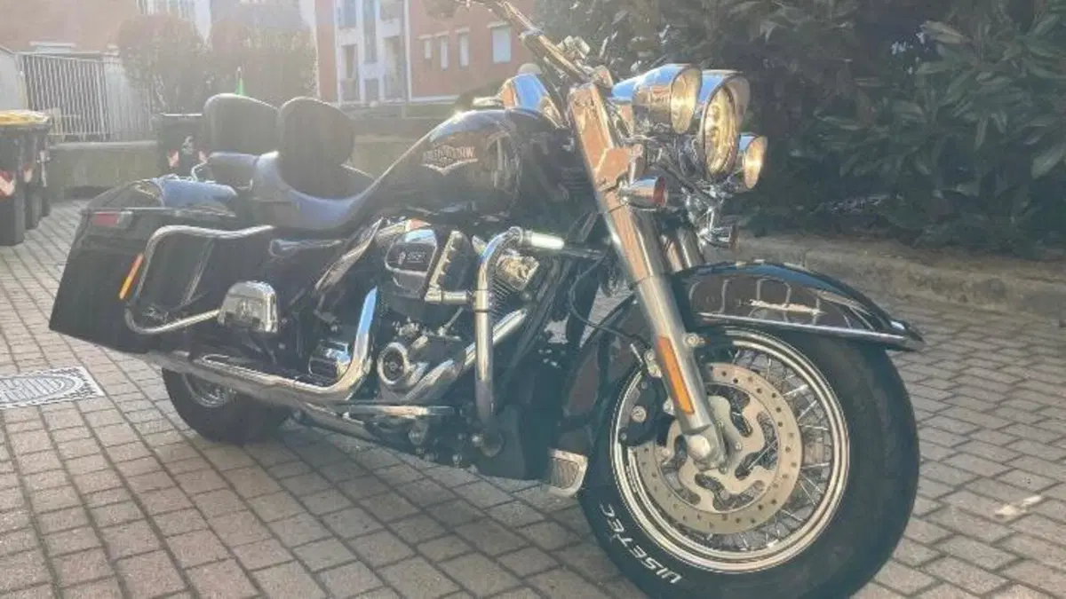 Harley-Davidson 107 Road King Classic (2017 - 18) - FLHRC  (6)