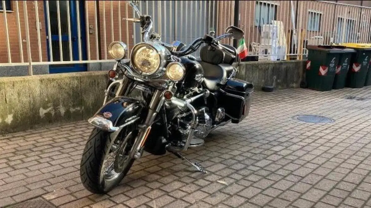 Harley-Davidson 107 Road King Classic (2017 - 18) - FLHRC  (13)