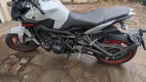 Yamaha MT-09 (2017 - 20)  (5)