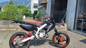 Malaguti XSM 50 Supermotard (2003 - 12)  (2)