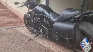 Harley-Davidson   (6)
