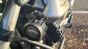 Moto Guzzi V85 TT Centenario (2021 - 22)  (9)