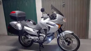 Honda Transalp XL 650V (2000 - 04)  (6)
