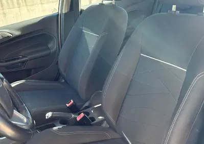 Ford Fiesta Plus 1.5 TDCi 75CV 5 porte (5)