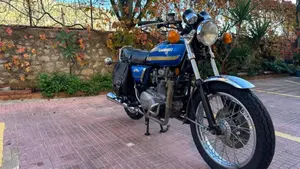 Kawasaki   (6)