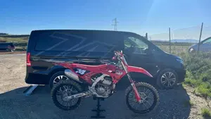 Honda CRF 250R (2023) 