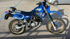 Yamaha   (12)
