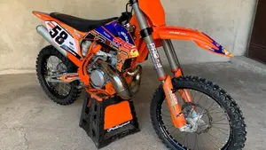 KTM 250 SX (2022)  (3)